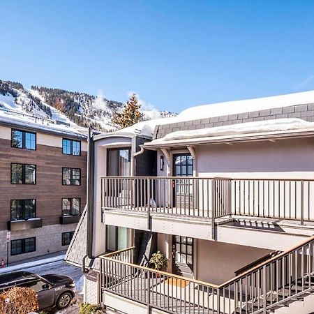 Chateau Dumont Unit 11, Contemporary Condo With A Great Downtown Location Aspen Exterior photo